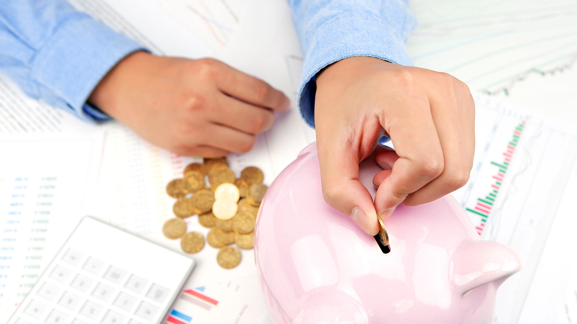 Muốn tự do tài chính phải dũng cảm thay đổi tư duy: Kiểm soát và đầu tư tiền bạc theo cách của người giàu sẽ cho bạn kết quả xứng đáng!