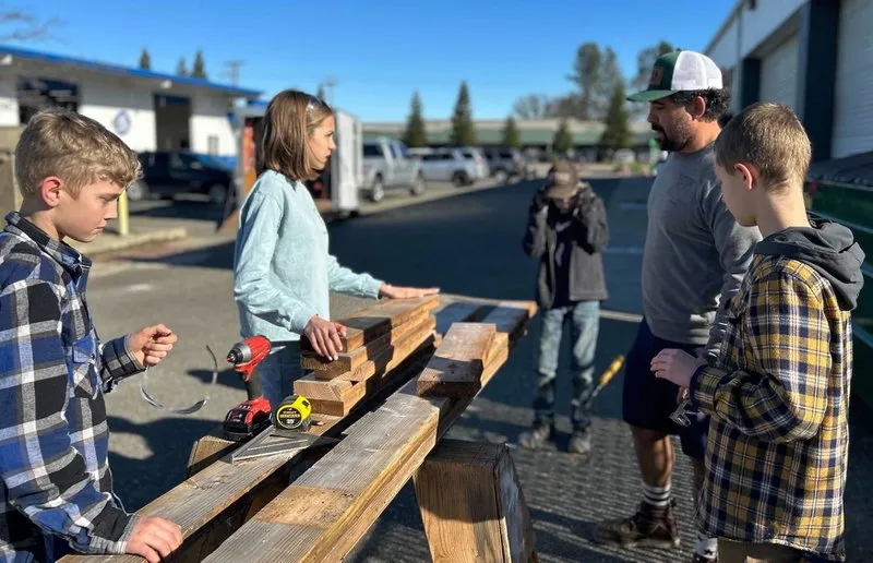 Kids learn fun projects and activities