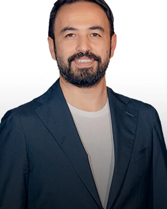 Doç. Dr. Özgür Bolat portresi