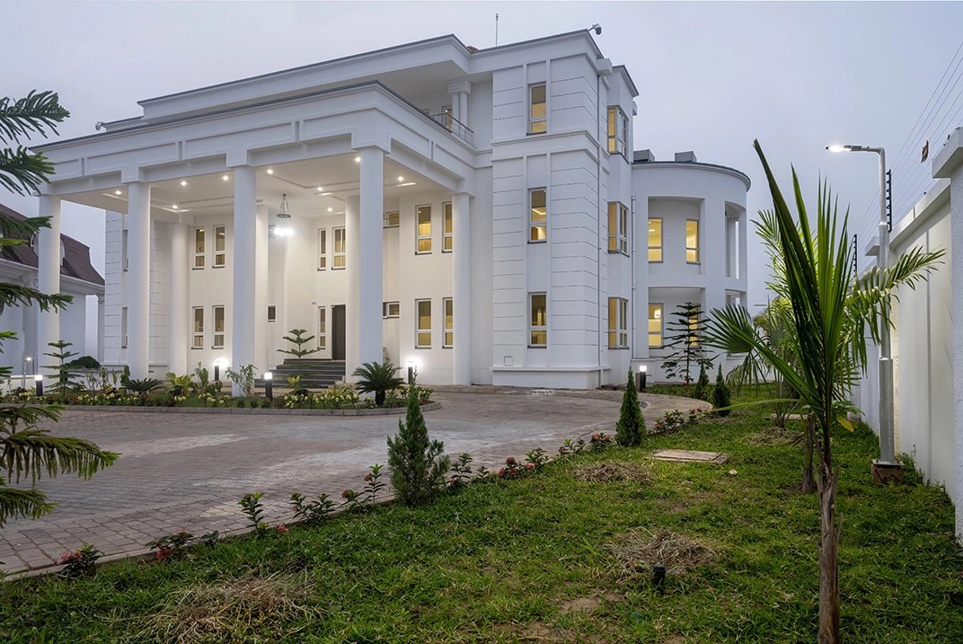 Incredible all white mansion designed by Artec Practice Ltd.