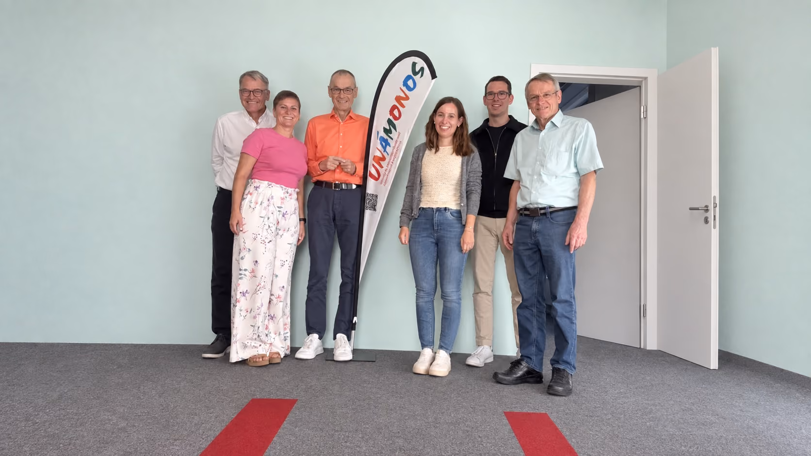 Mitglieder des Stiftungsrats von Unámonos bei der Sitzung am 27. September 2026