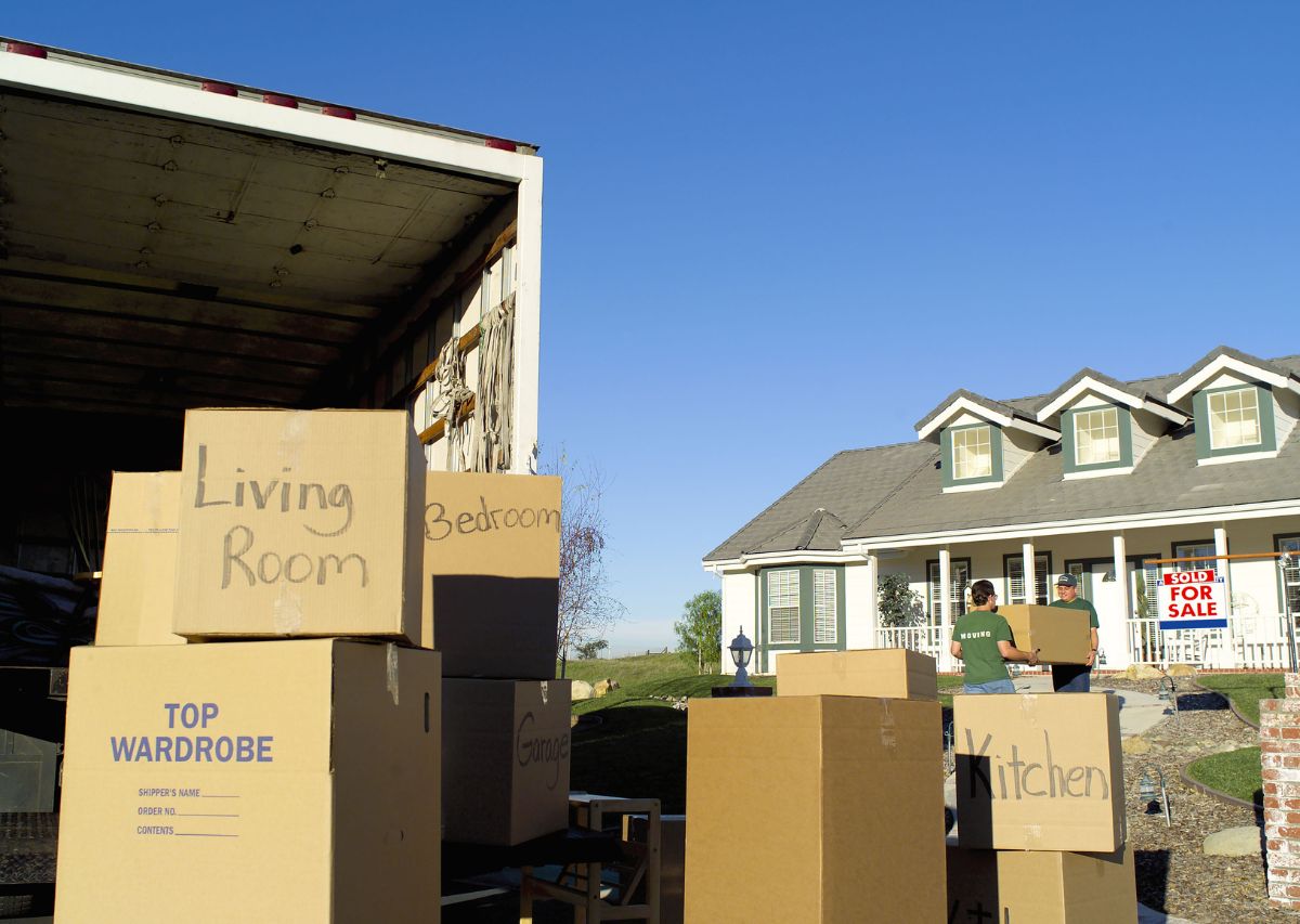 Where to Get Moving Boxes: Your Complete Guide to Finding Quality Packing Supplies