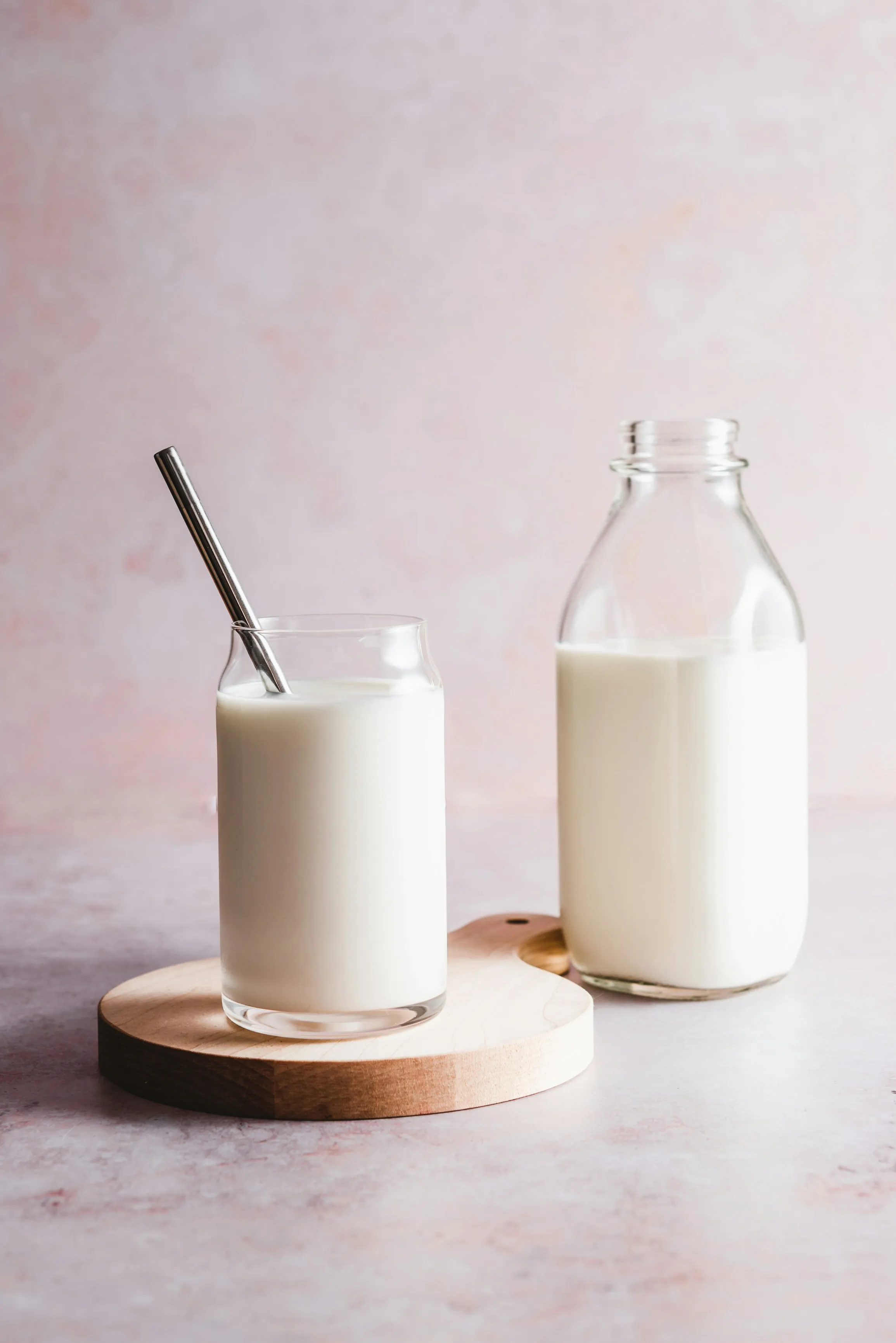 Does Dairy Cause Acne? The Milk and Breakout Connection