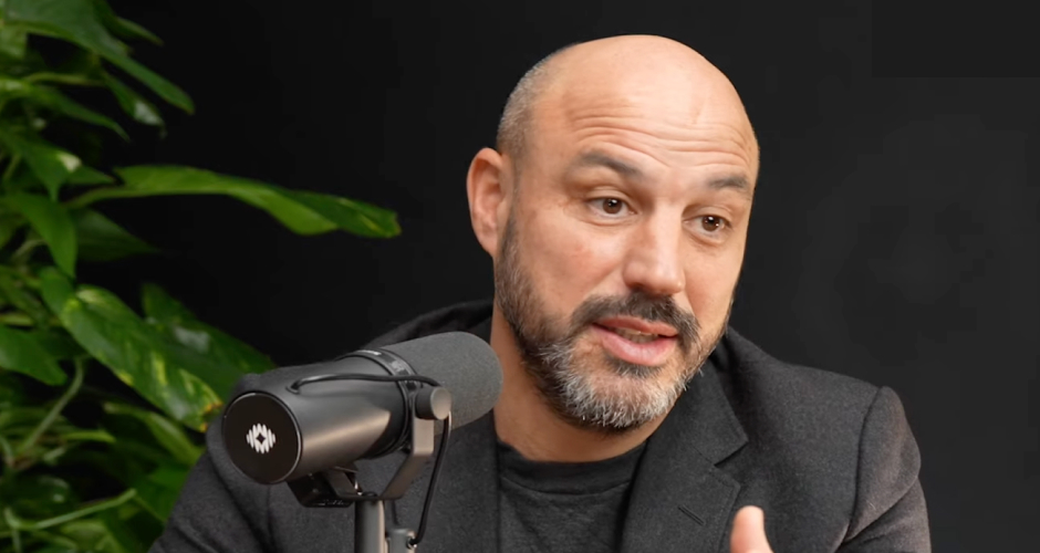 FIFA, PSG, agents : les coulisses juridiques du football avec Luis Ferrer