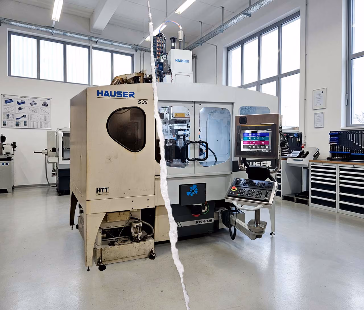 Maschine HAUSER S 35, Hälfte alt und verschmutzt, andere Hälfte modern und sauber in Werkstatt.