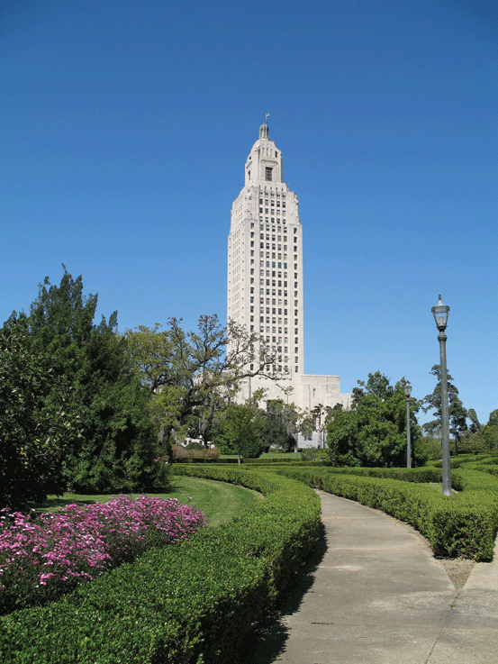 image of a historic courthouse (for a legal tech)