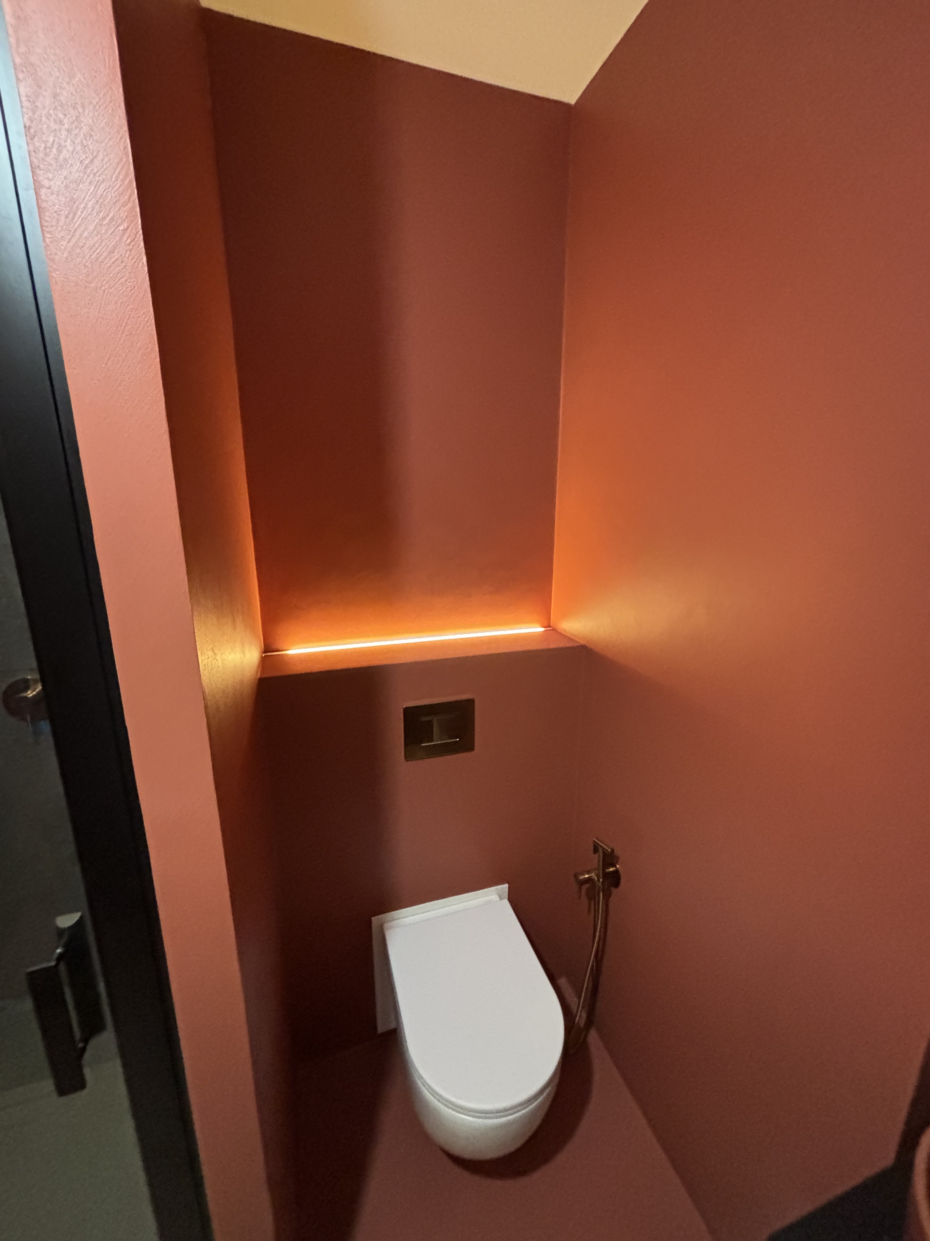 Łazienka z mikrocementu – ściany i podłoga bezspoinowe