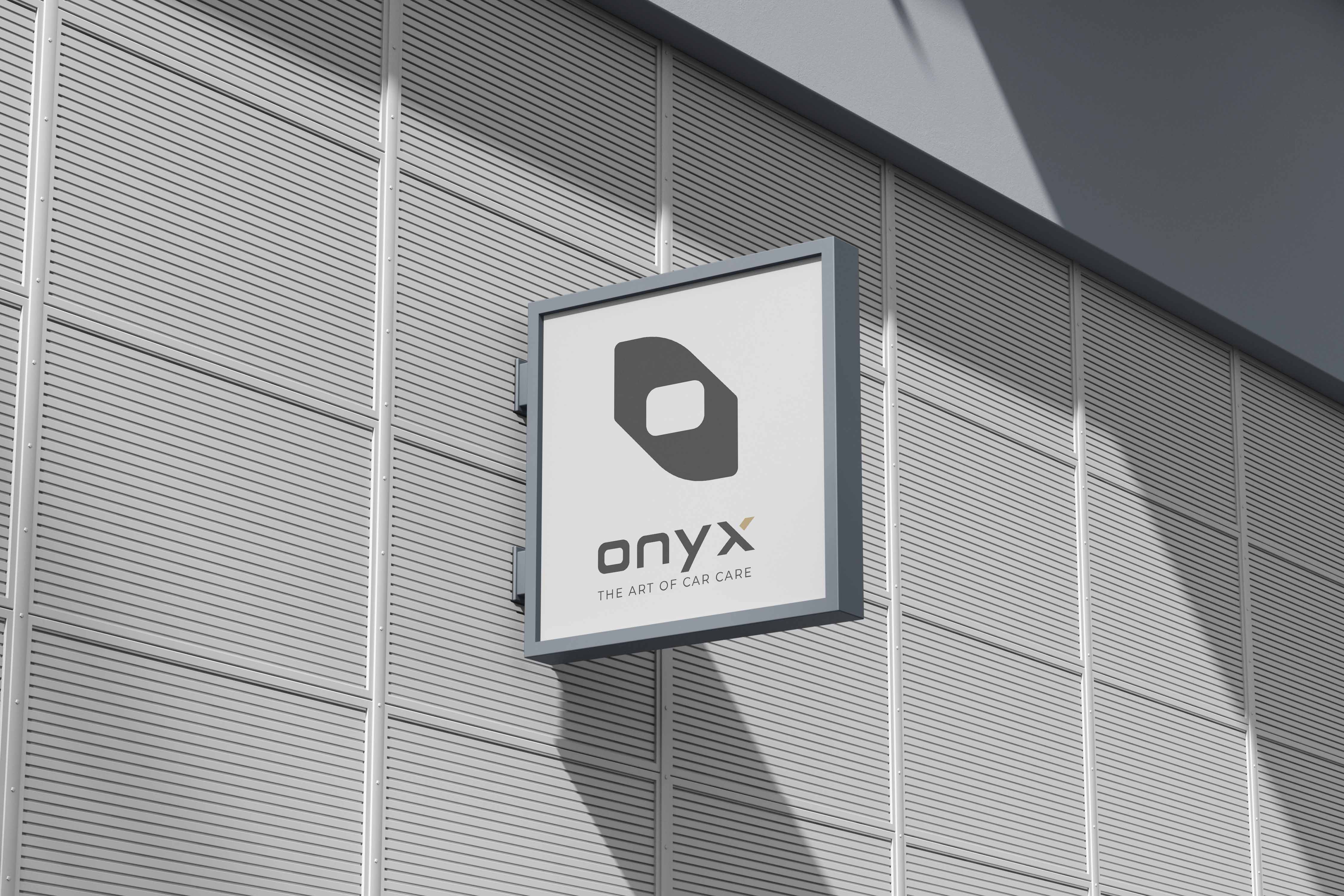 ONYX