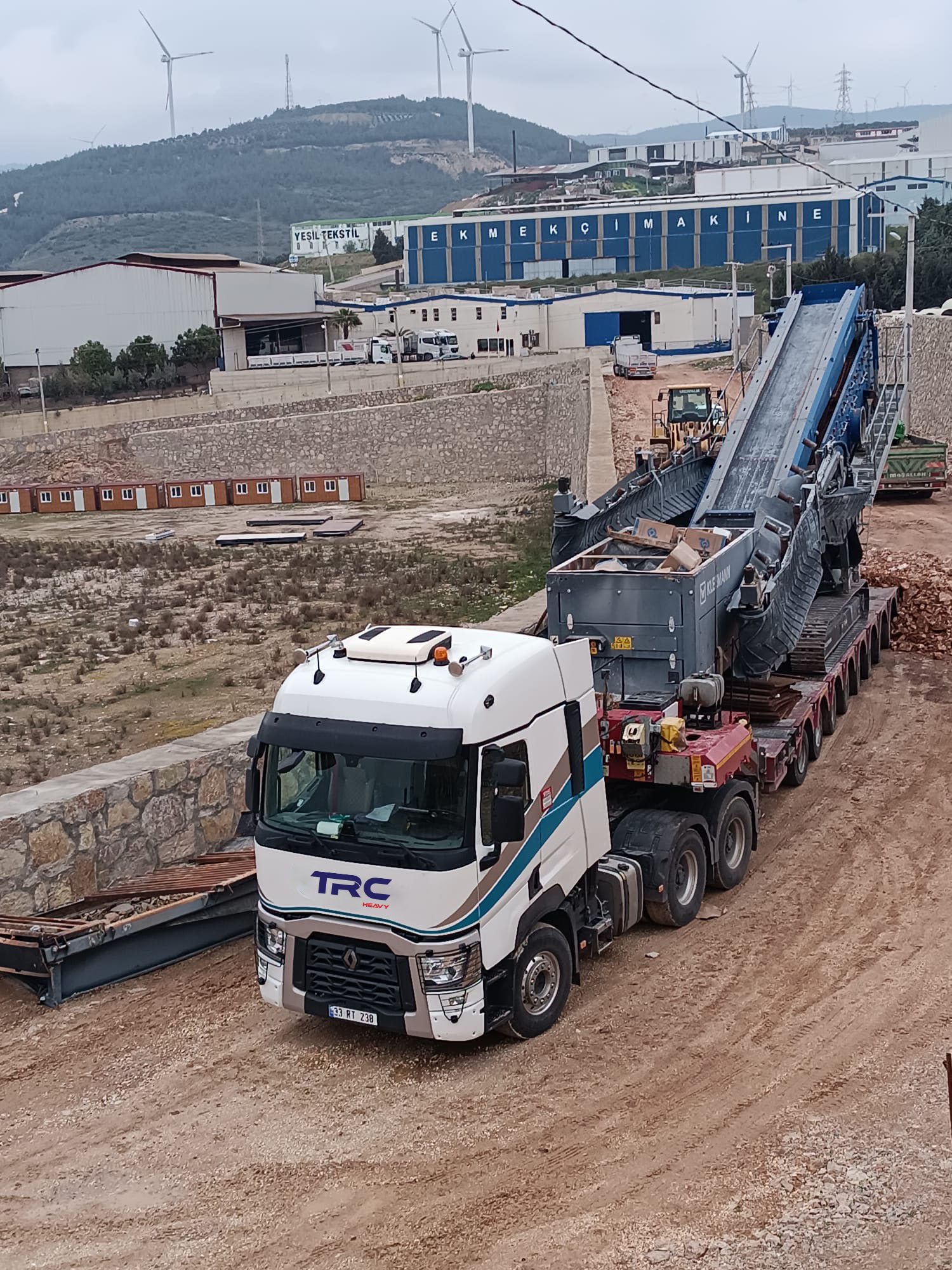 image of commercial construction project