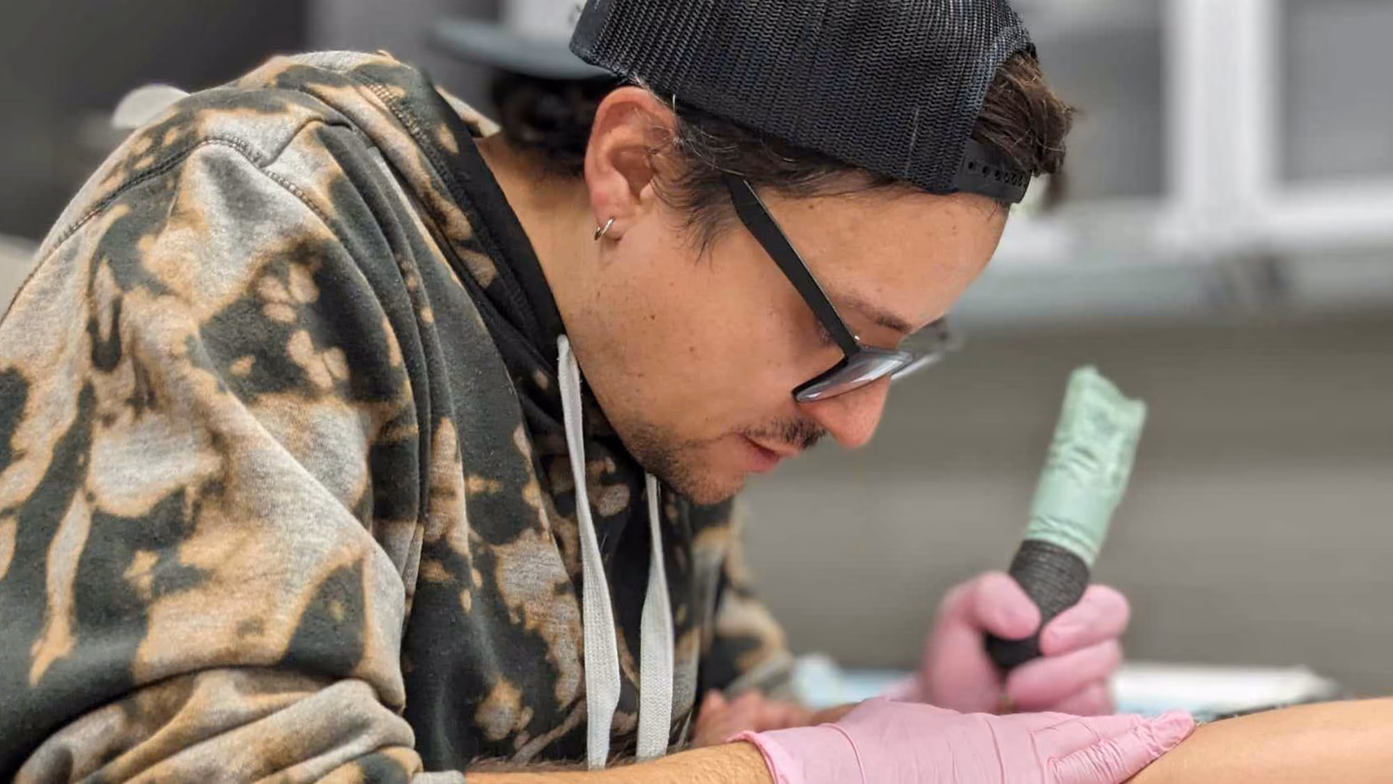 Human Kanvas Tattoo artist Felipe