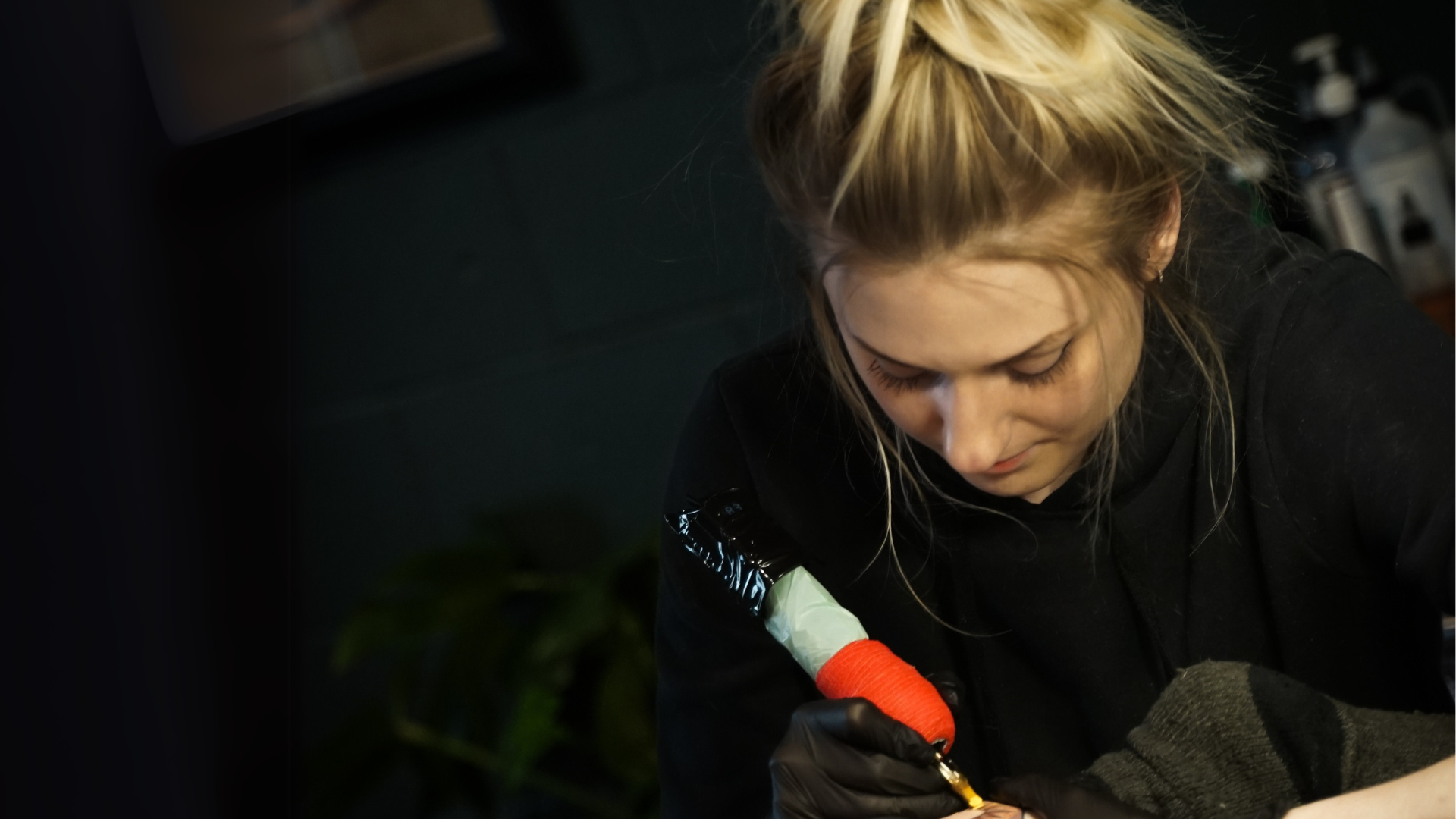Human Kanvas Tattoo Artist Chloe