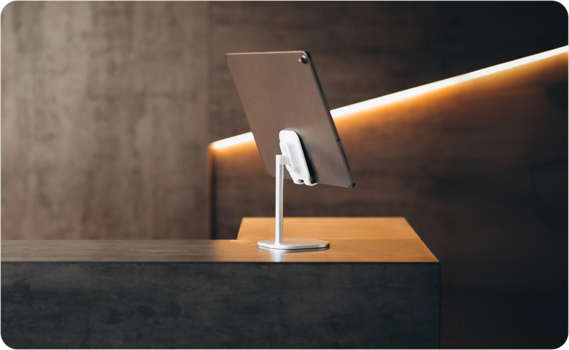 AI Receptionist: Definition, Use Cases, ROI & Best Providers (2026)