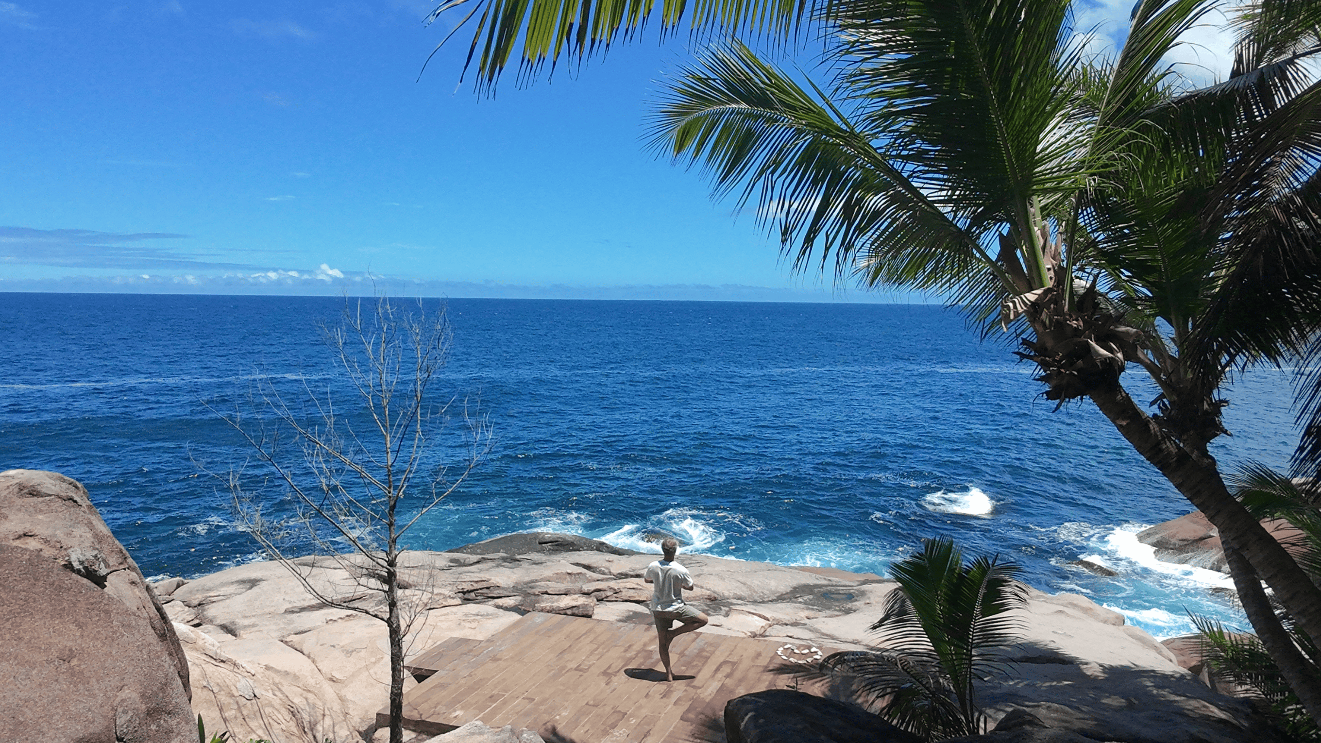 image of a serene beachscape