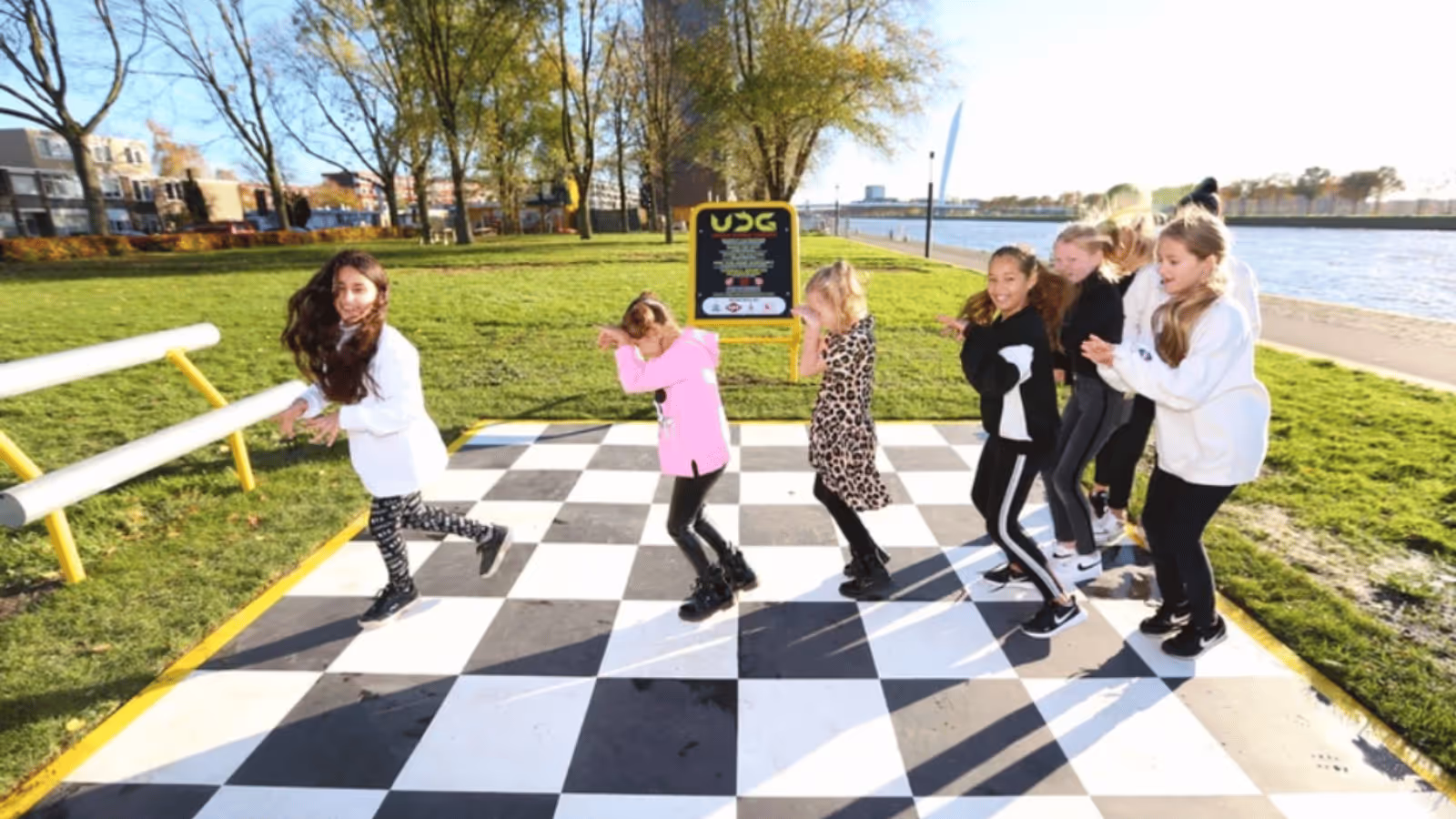 De Urban Dance Ground is de plek om te dansen in de openbare ruimte