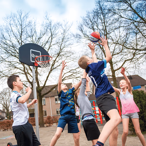 Traditionele sporten vormen de basis van buiten bewegen