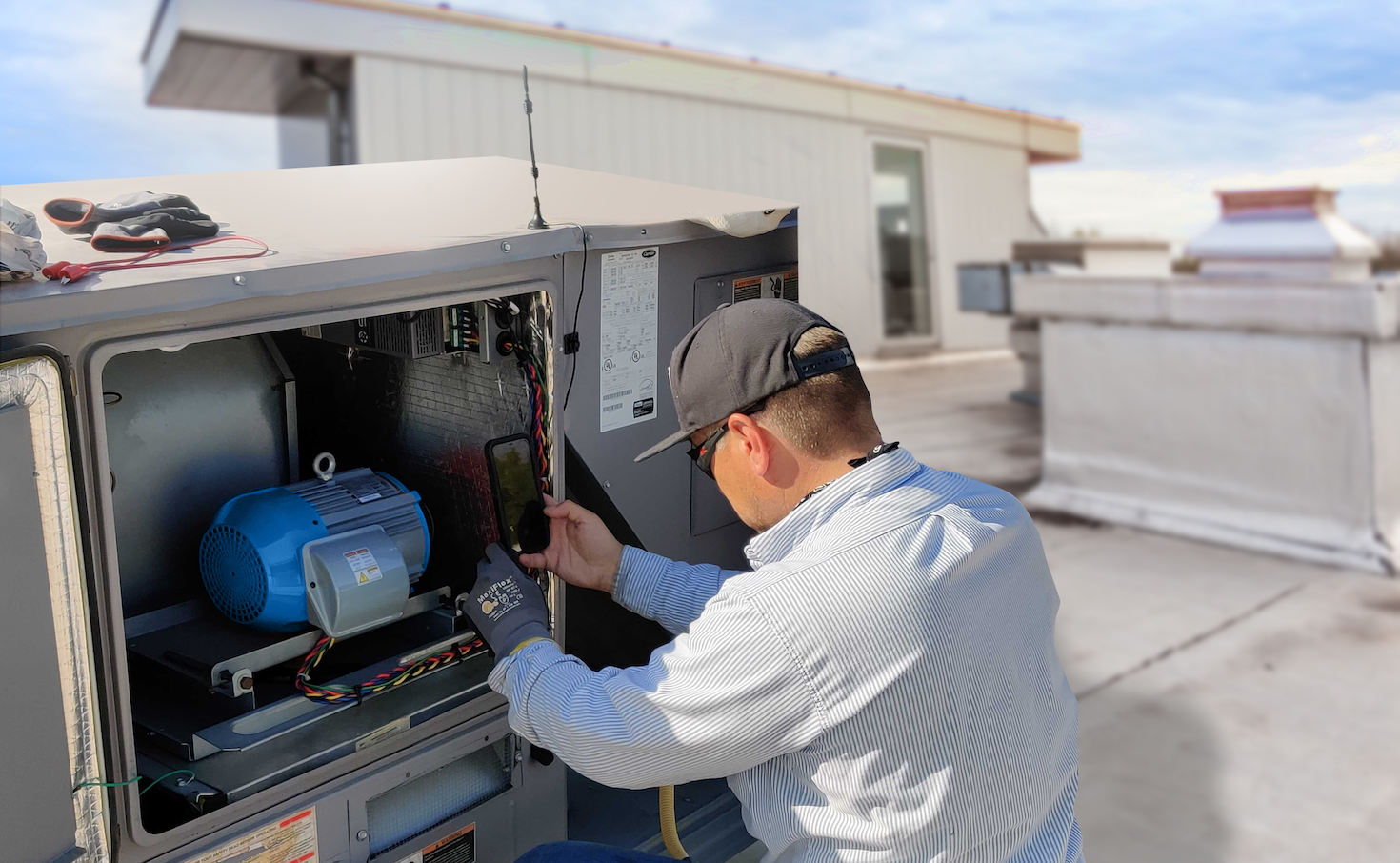 Turntide rooftop installer