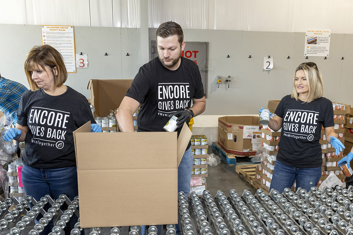 Benchmark Winner: Encore Bank Takes a Bow For Its Service, Culture