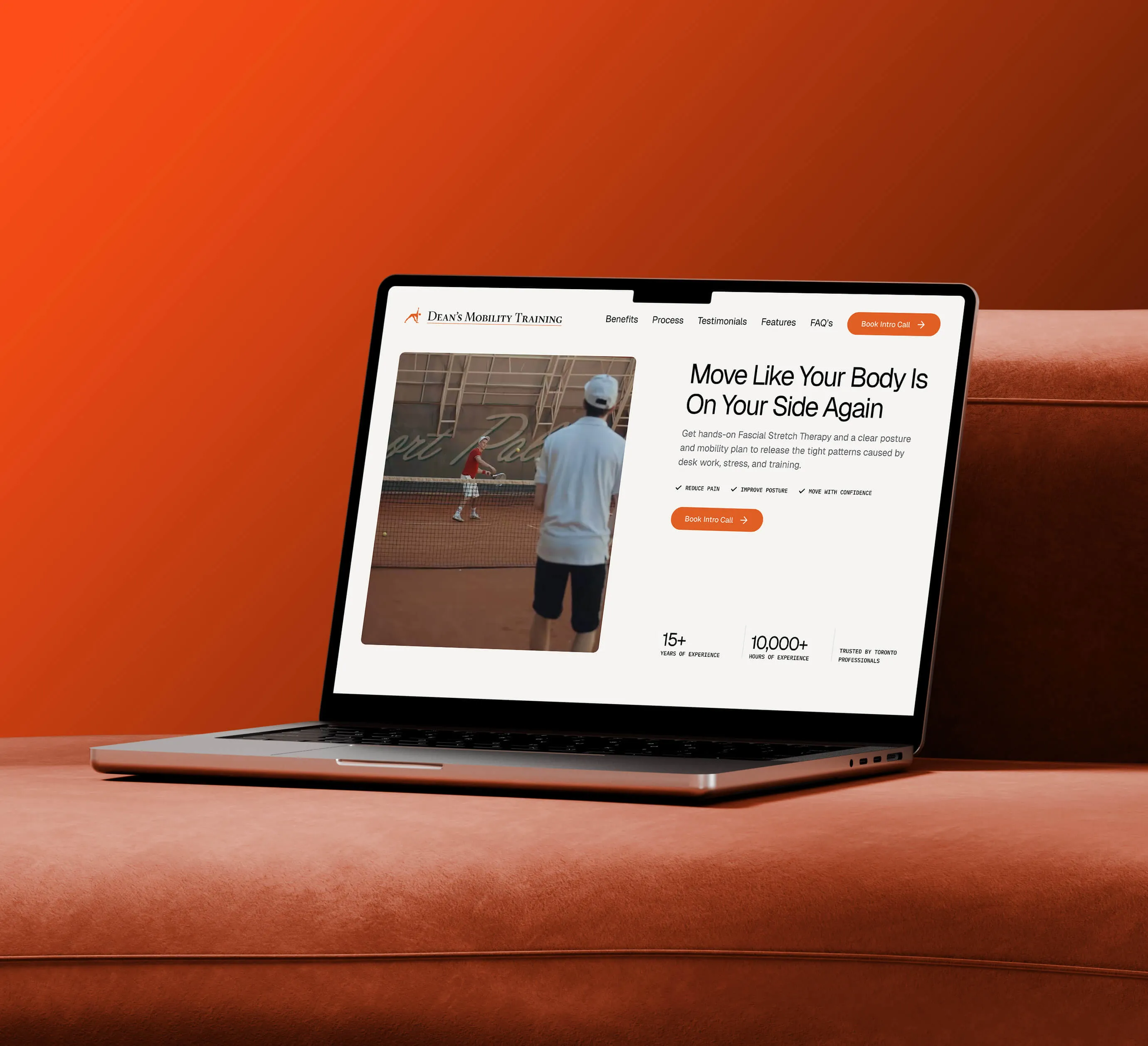 Beautiful mockup image of a laptop displaying a website built by Aniche.io