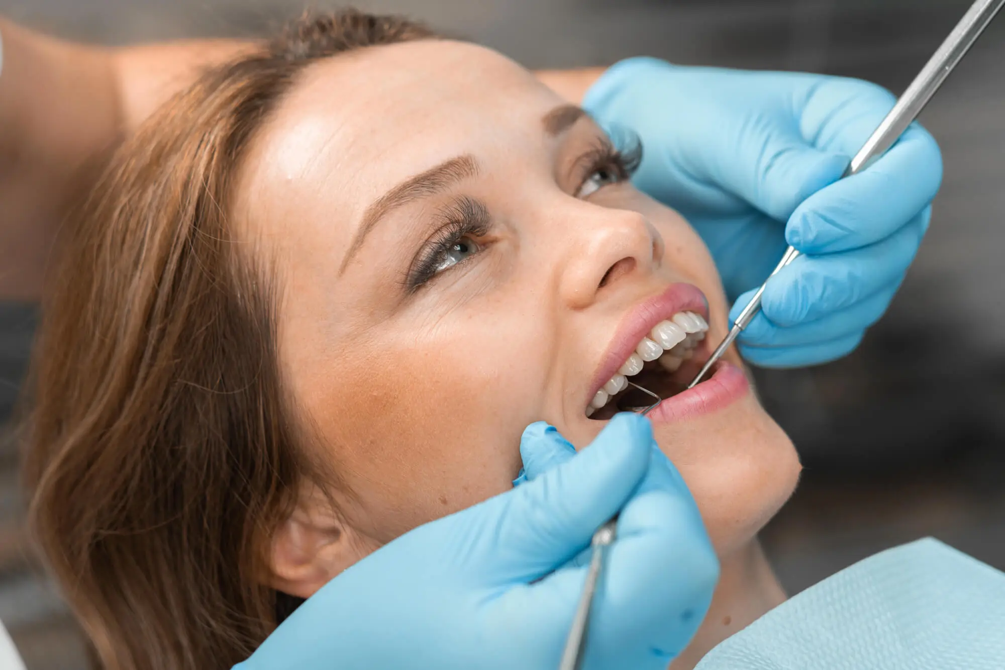 Biological Dentist in Florida That Performs Smile Makeovers