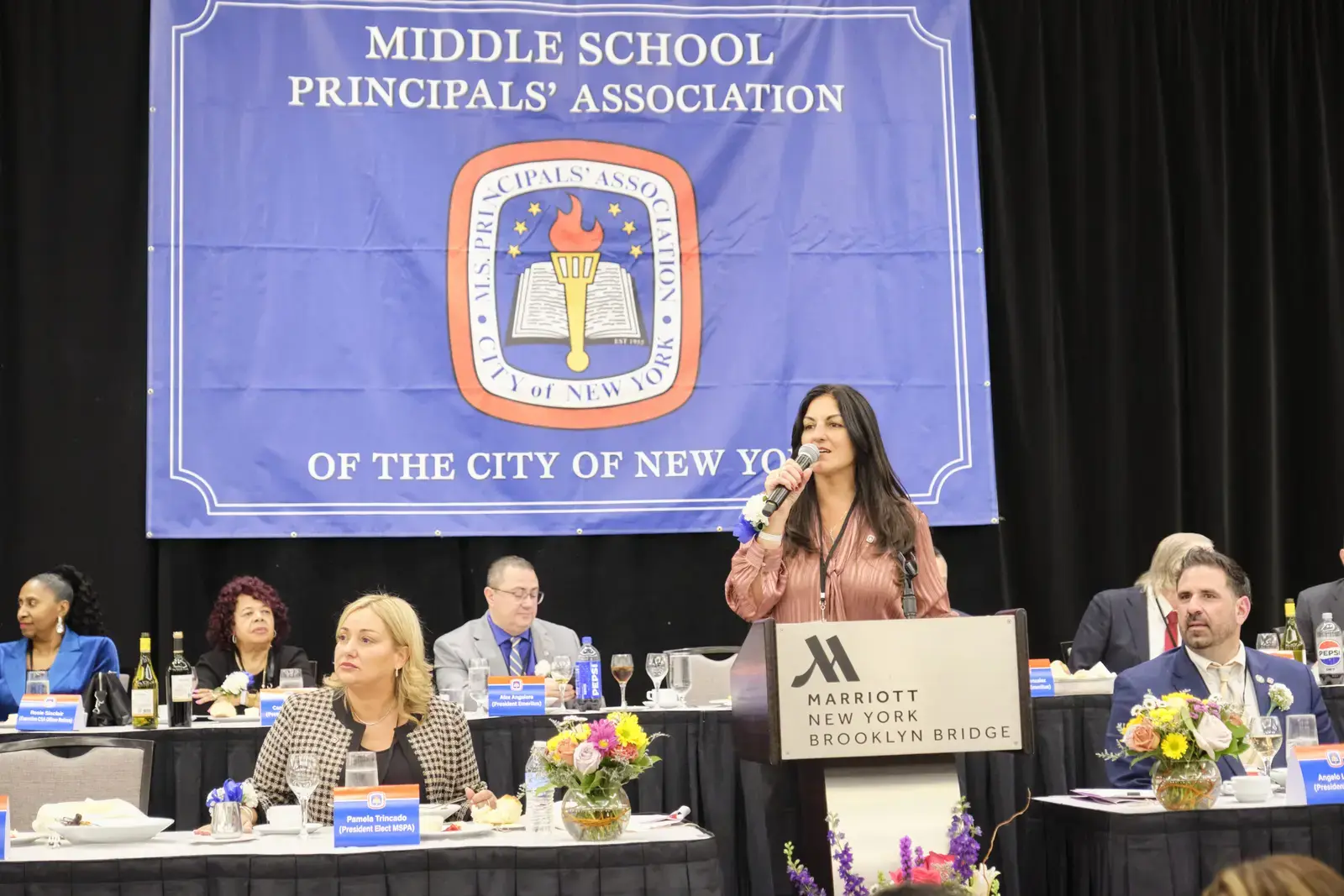 Speaker addresses Middle School Principals' Association event
