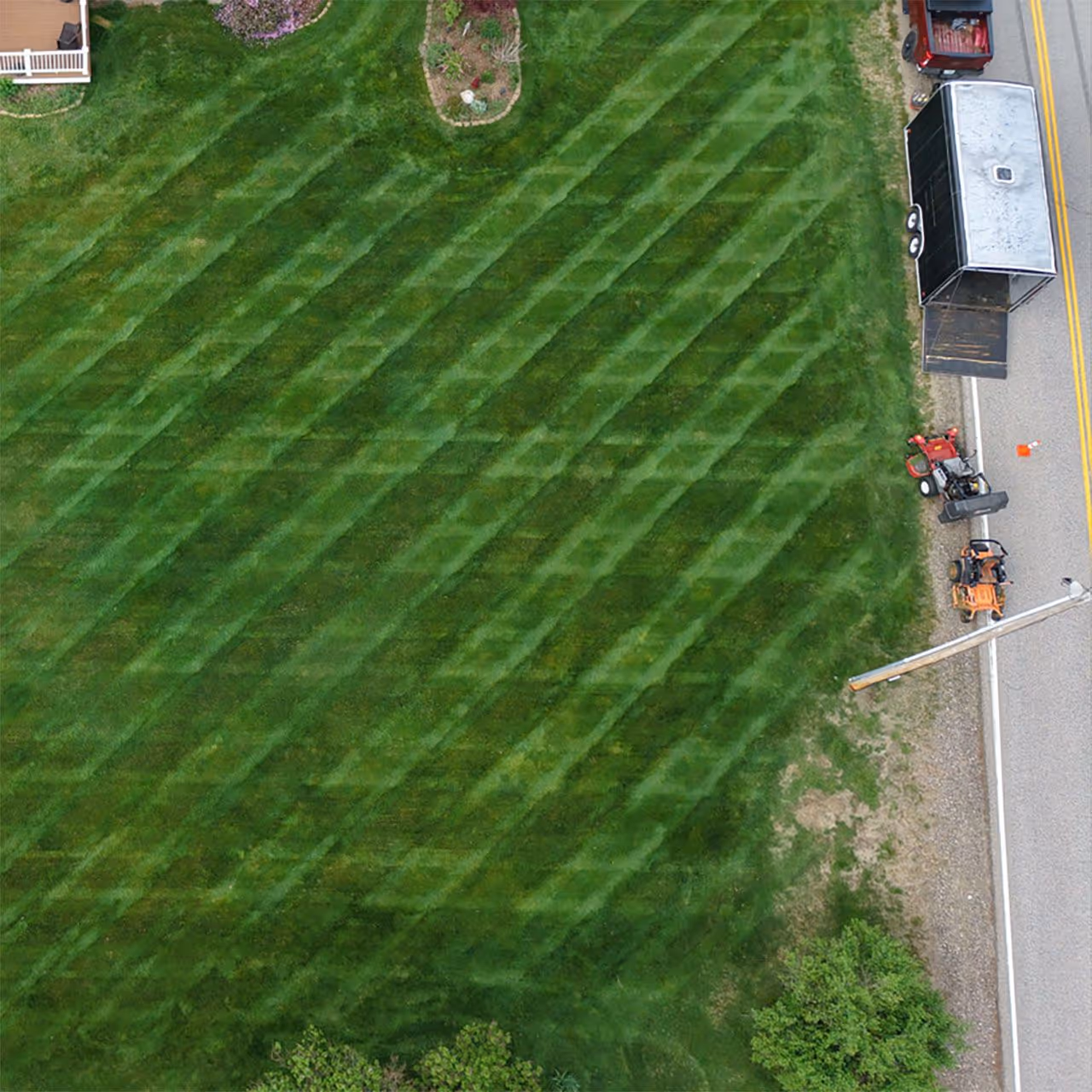 Clean and organized residential landscaping in Merrimack, New Hampshire