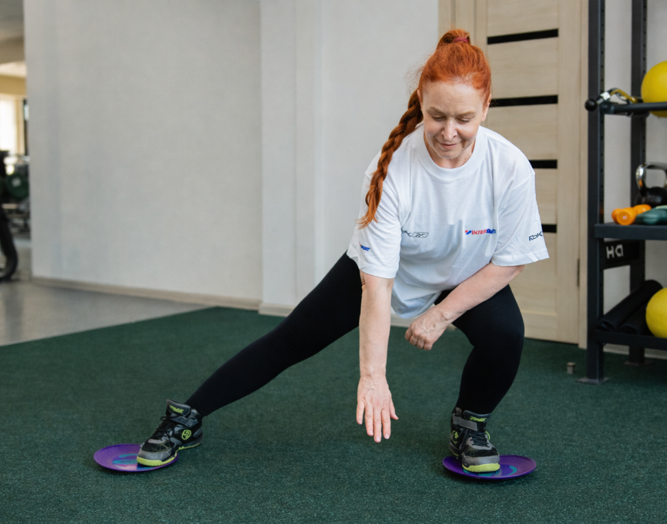 Mobility-focused training to improve range of motion and comfort