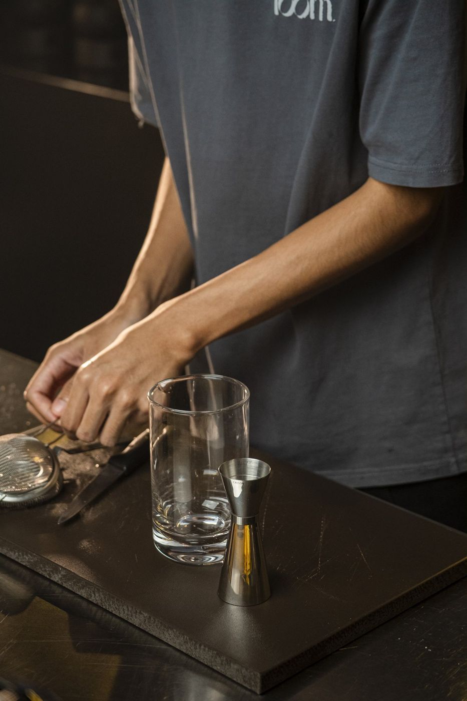 Measuring a cocktail with a jigger at the FOOM bar