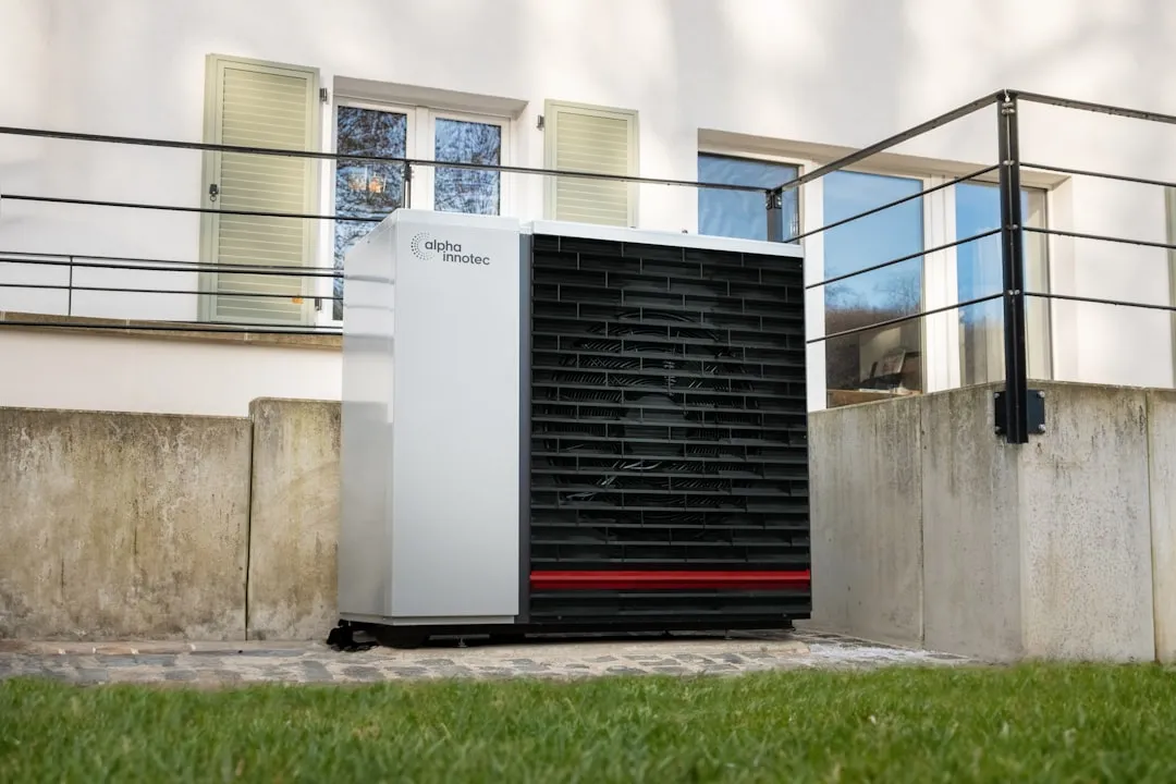 outdoor condenser unit - best ductless mini-split company in burley, wa