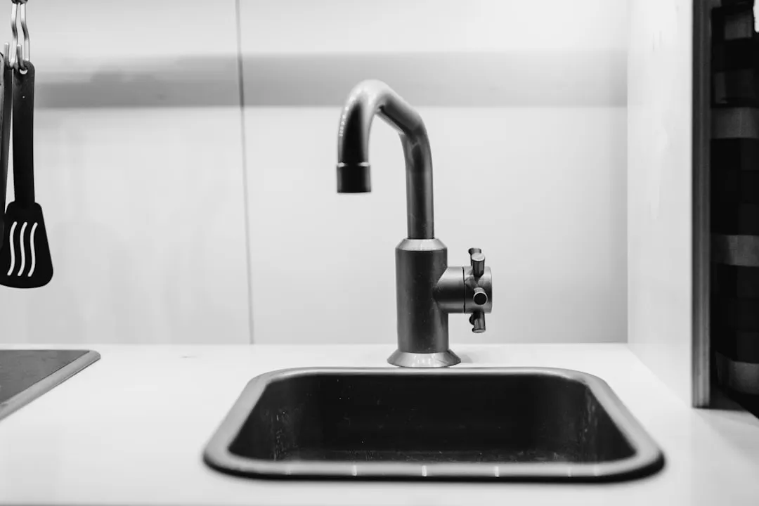 clean, modern kitchen sink and faucet - port orchard plumbers