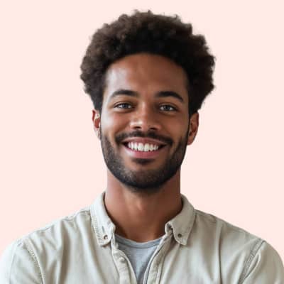 Arnold Graham Testimonial Avatar Image - SelfStorage X Webflow Template
