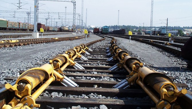 DECEL retarders in the classification tracks at Gävle marshalling yard