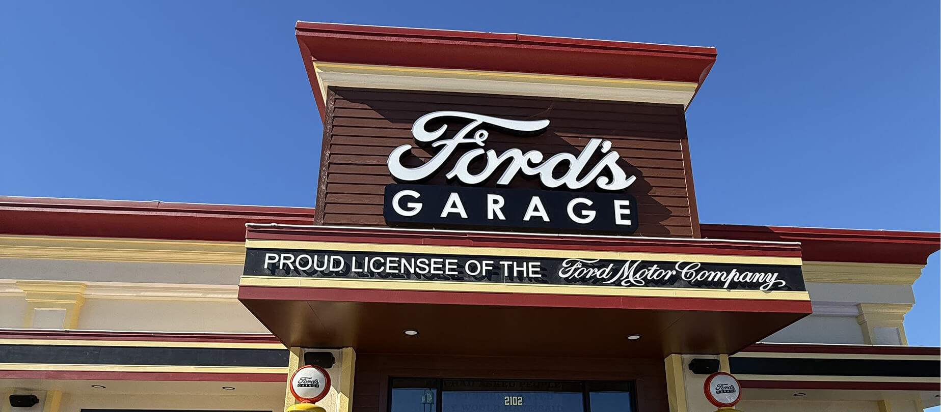 Ford's Garage Chattanooga entrance.