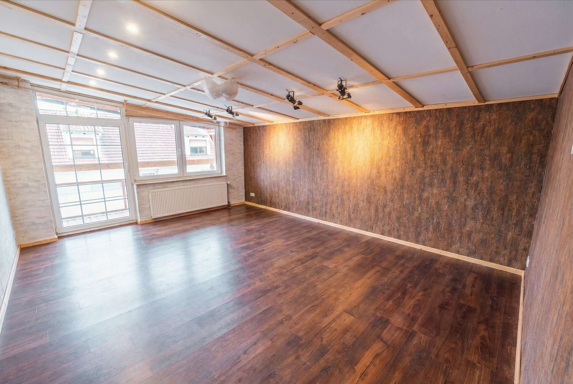 Wohnzimmer Haus links