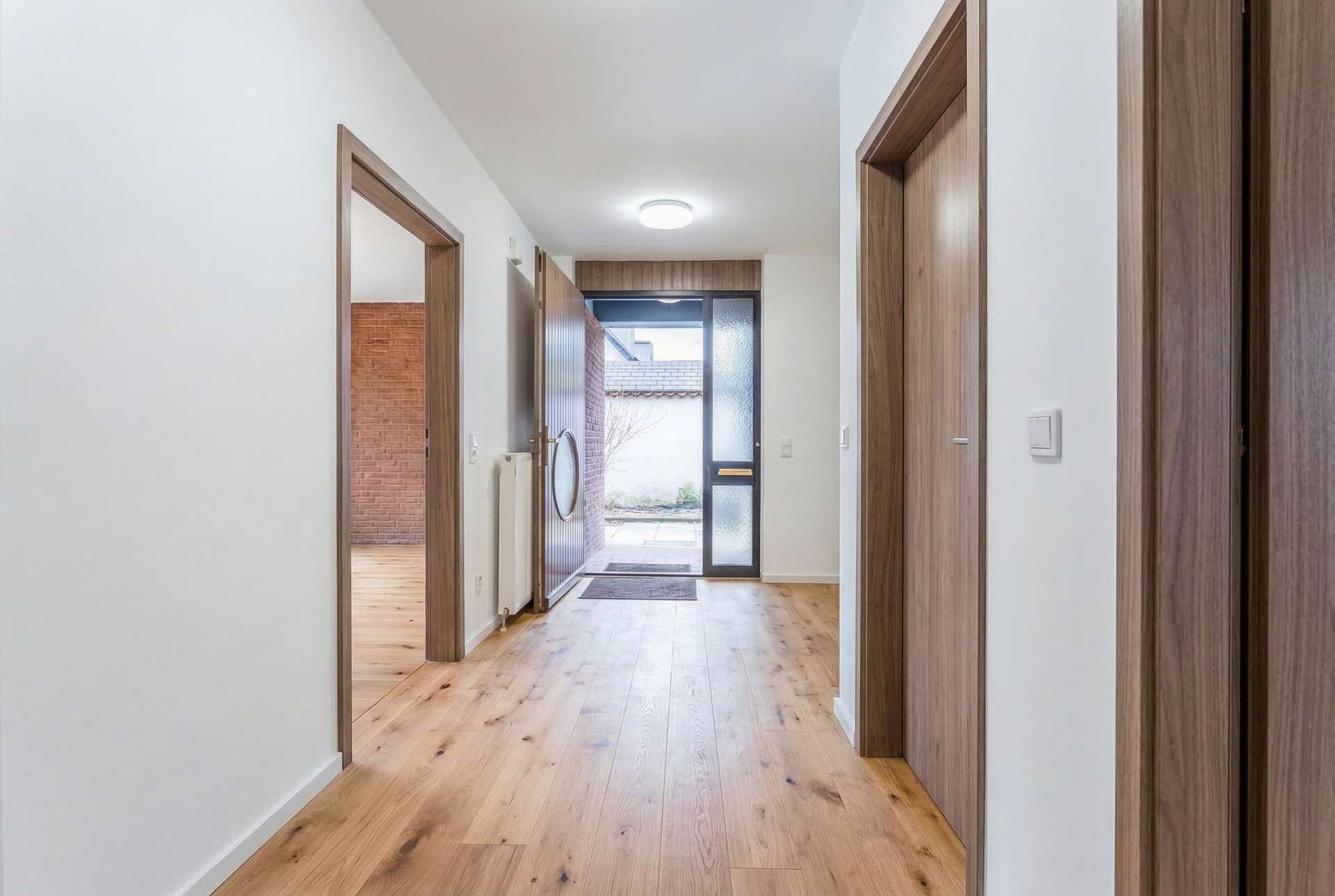 Flur Haus 2 NEU
