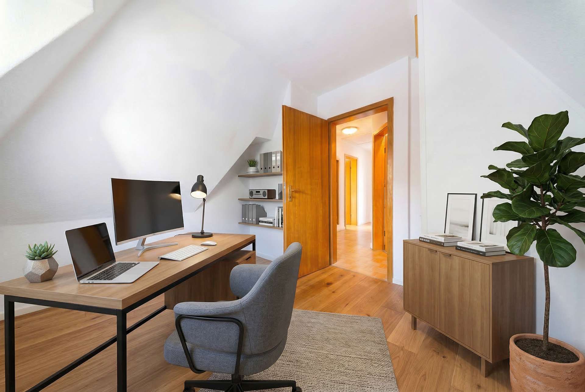 Büro Haus 1 NEU