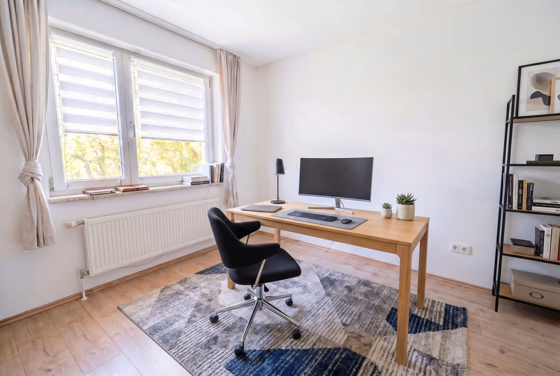 Büro staged