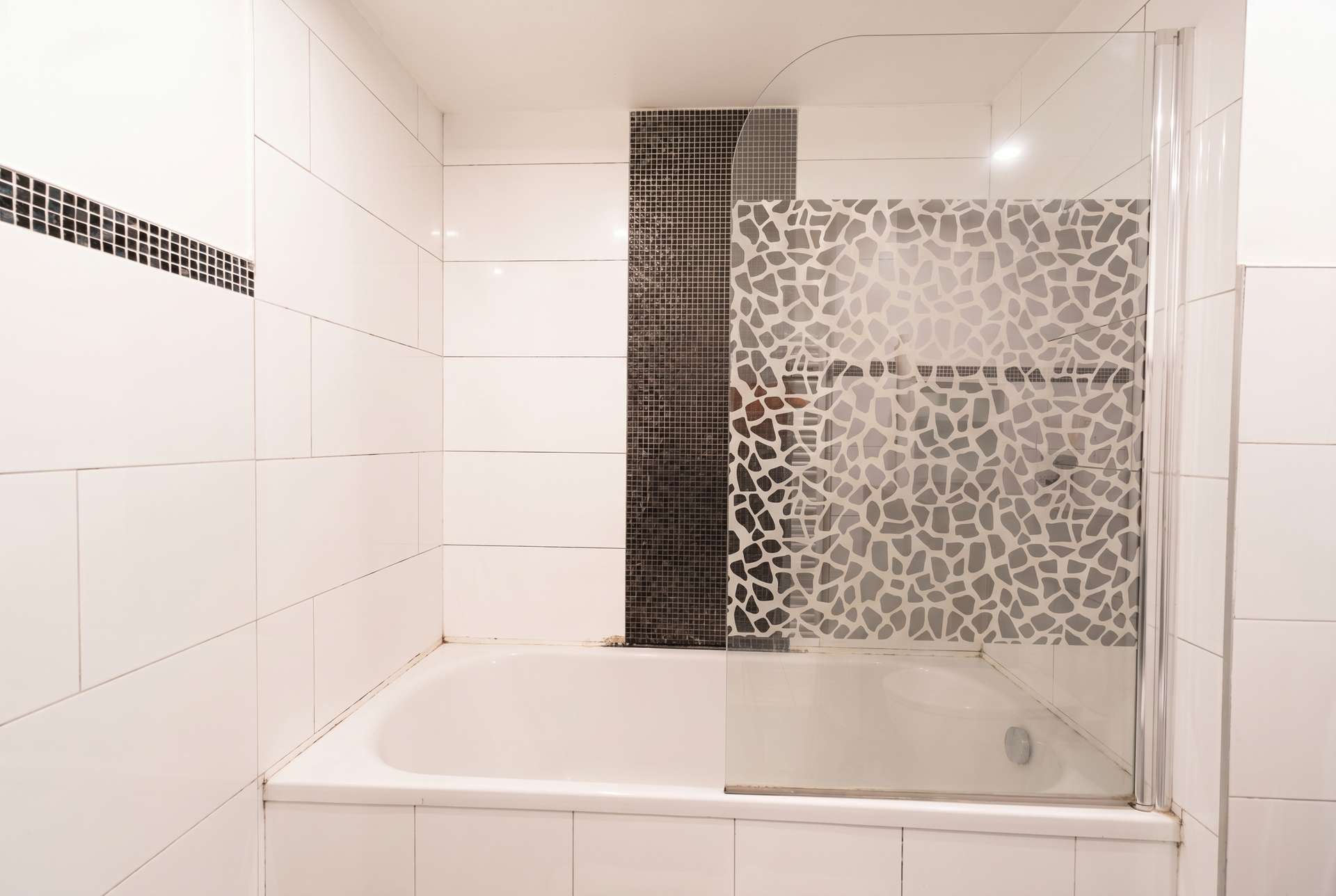Praktische Badewanne für entspannte Momente im Alltag
