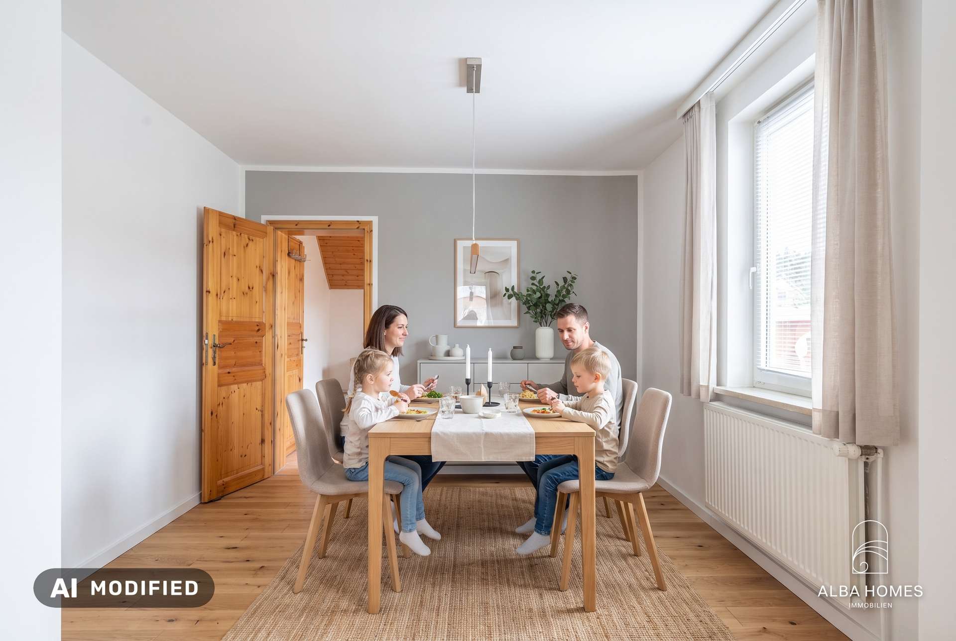 staged-Offenes Wohnen mit Platz für Familie und Gäste