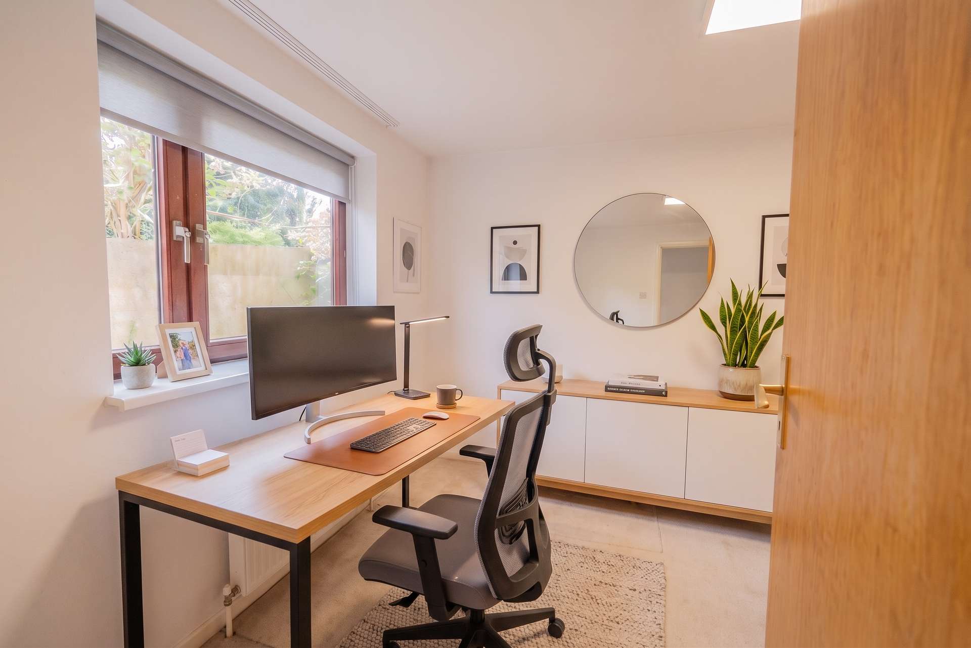 Büro Staged 