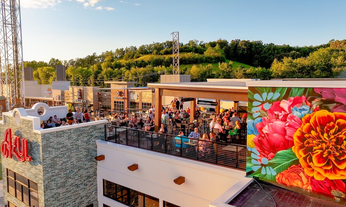 azul cantina rooftop bar in pigeon forge tn