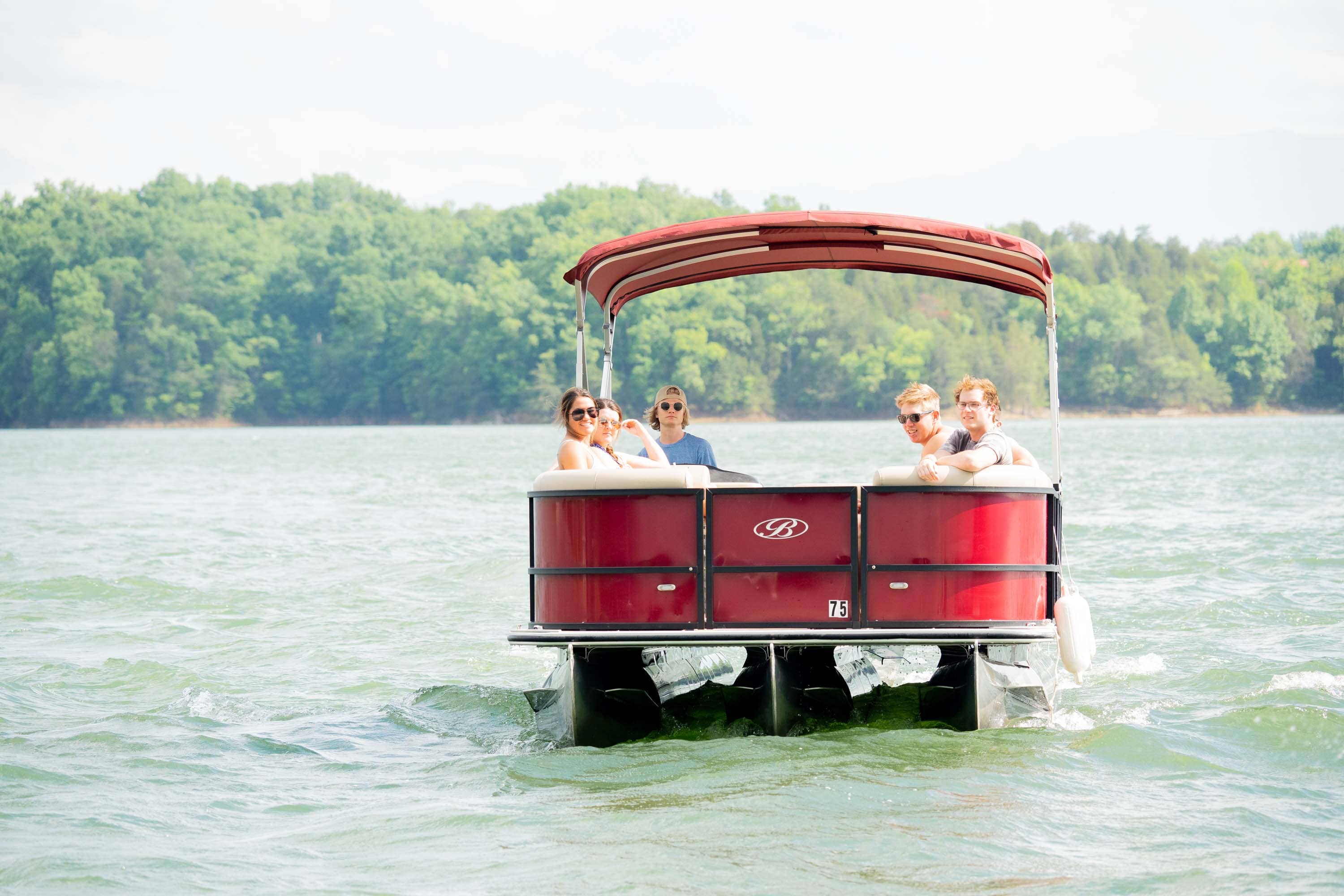 250 HP – Tritoon Rentals