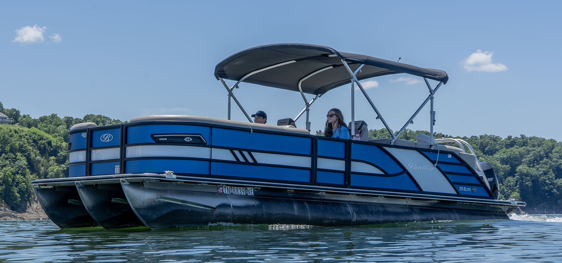 300 HP – Tritoon Elite Rentals