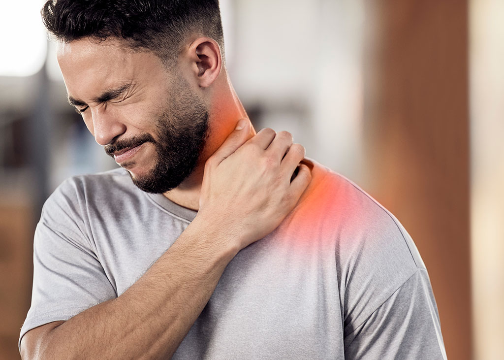 neck & back pain chiropractor Oakland / Montclair, cervical adjustment Oakland, stiff neck treatment Oakland