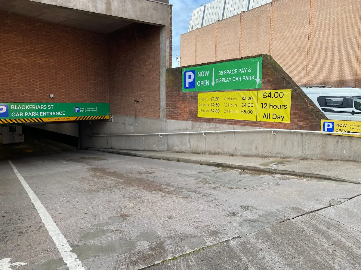 picture of blackfriars st car park entrance