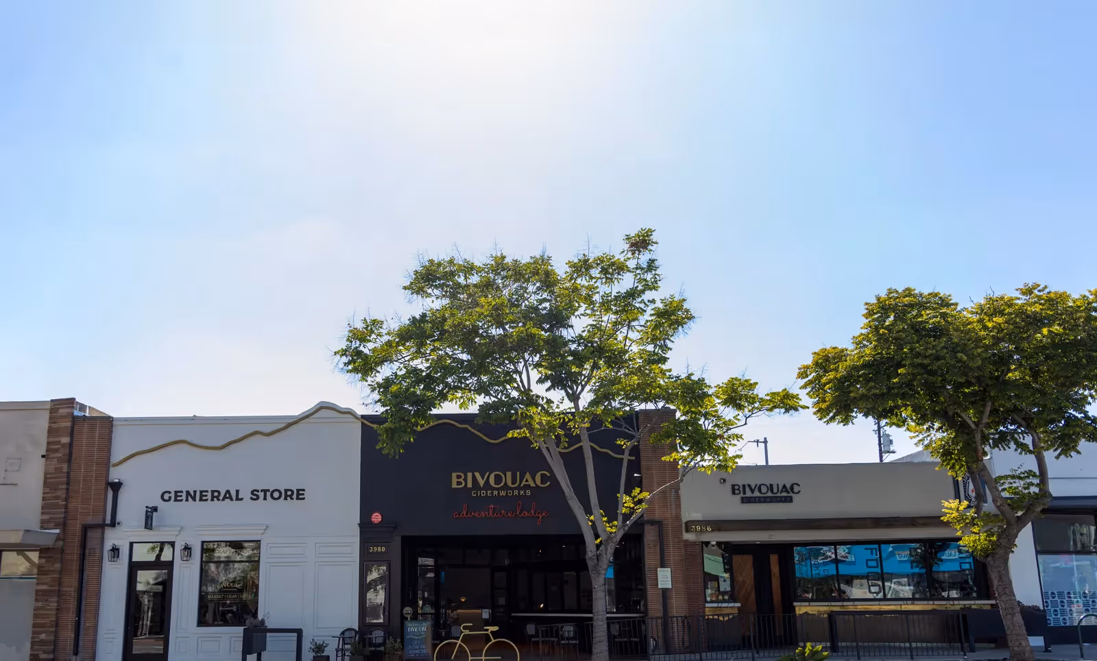 Adventure Lodge & General Store