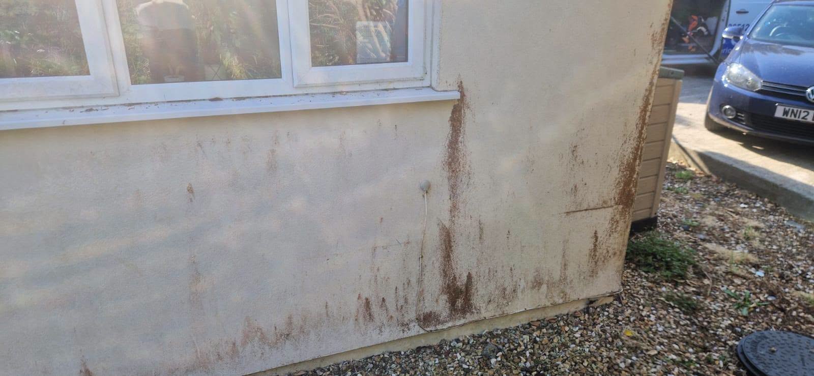 No photo description available.