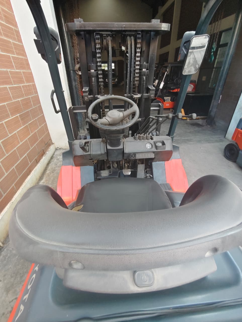 image of loading cargo