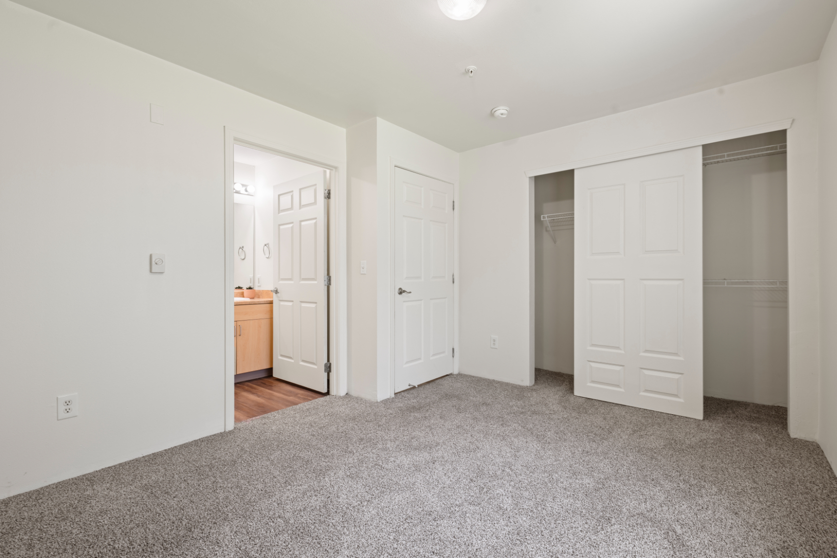 Heron Creek 3x2 Primary Bedroom & Closet