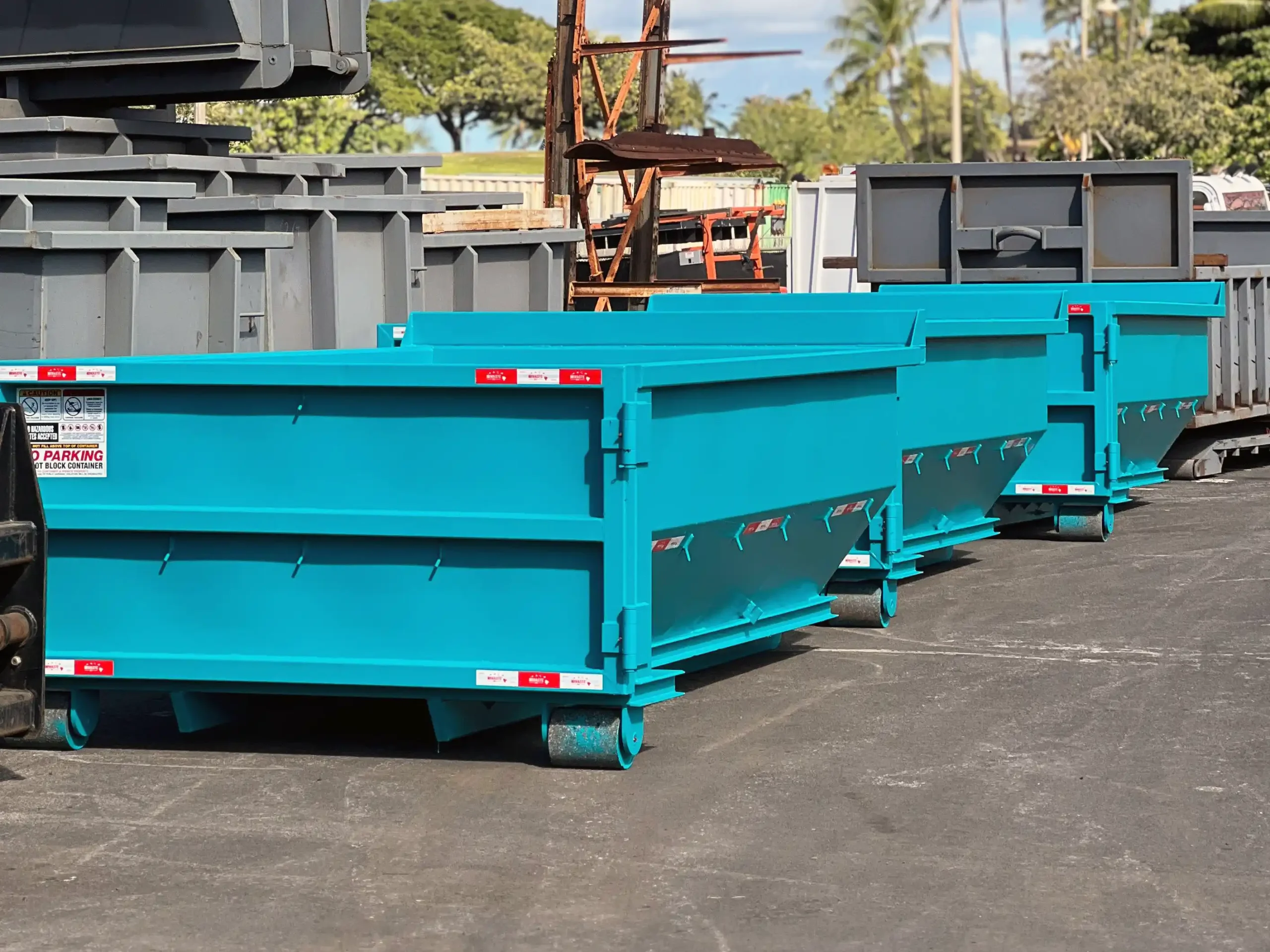 10 Yard Roll-Off / Hooklift Dumpster For Sale In Hawaii