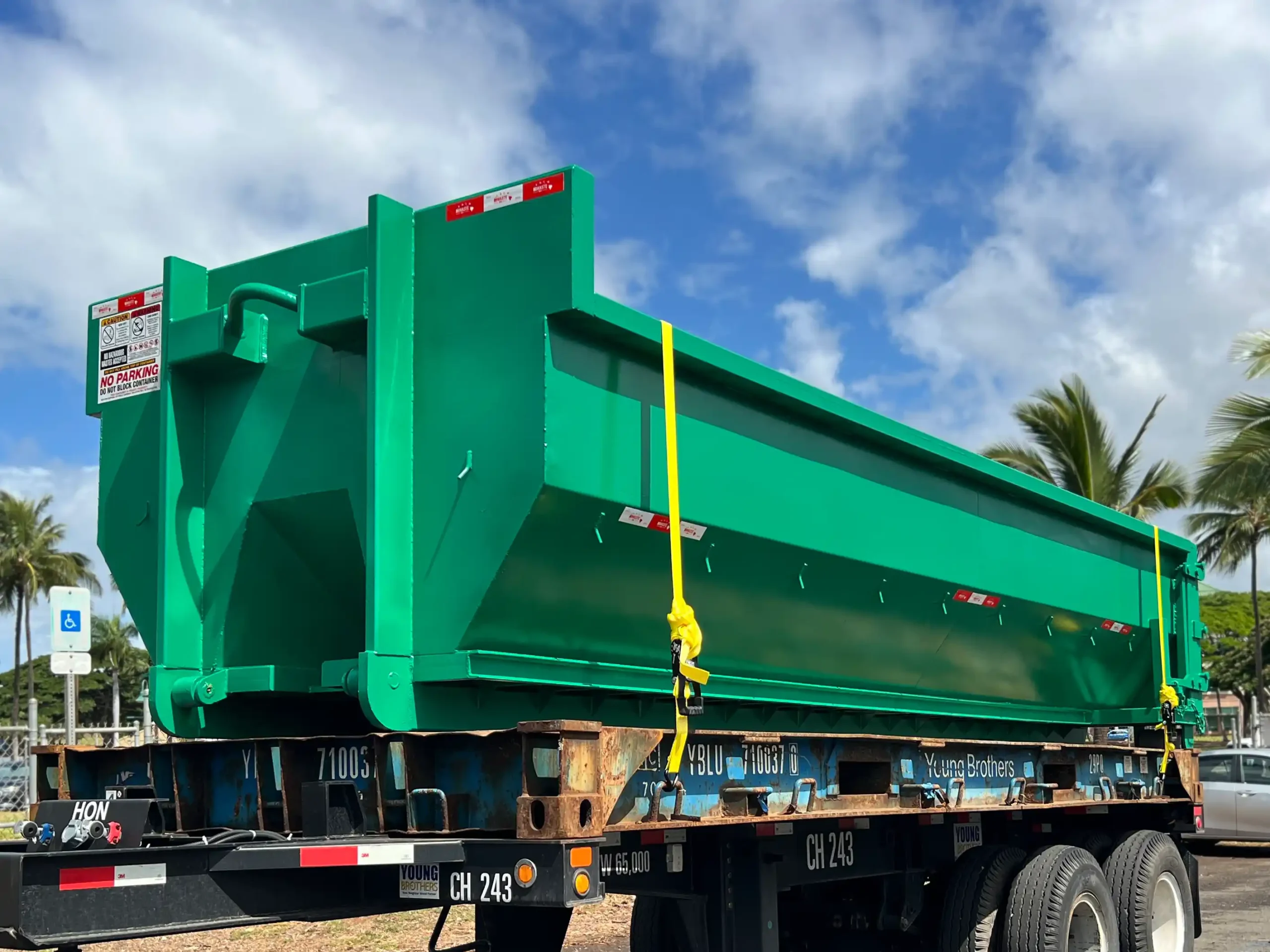10 Yard Roll-Off / Hooklift Dumpster For Sale In Hawaii
